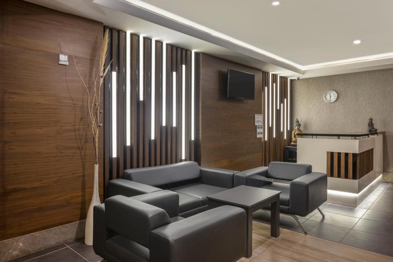 Ramada By Wyndham Lara 5* Antalya
