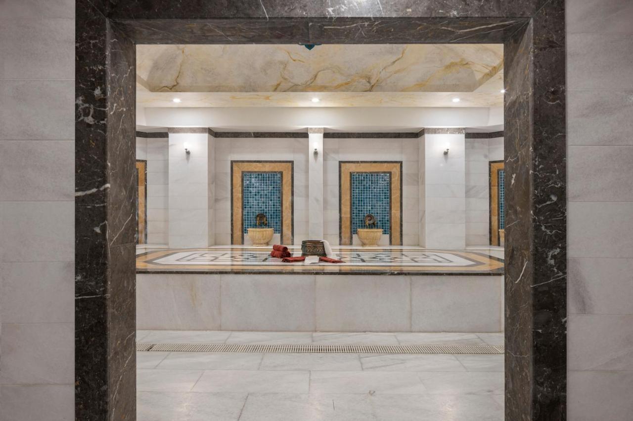 Ramada By Wyndham Lara Otel 5*