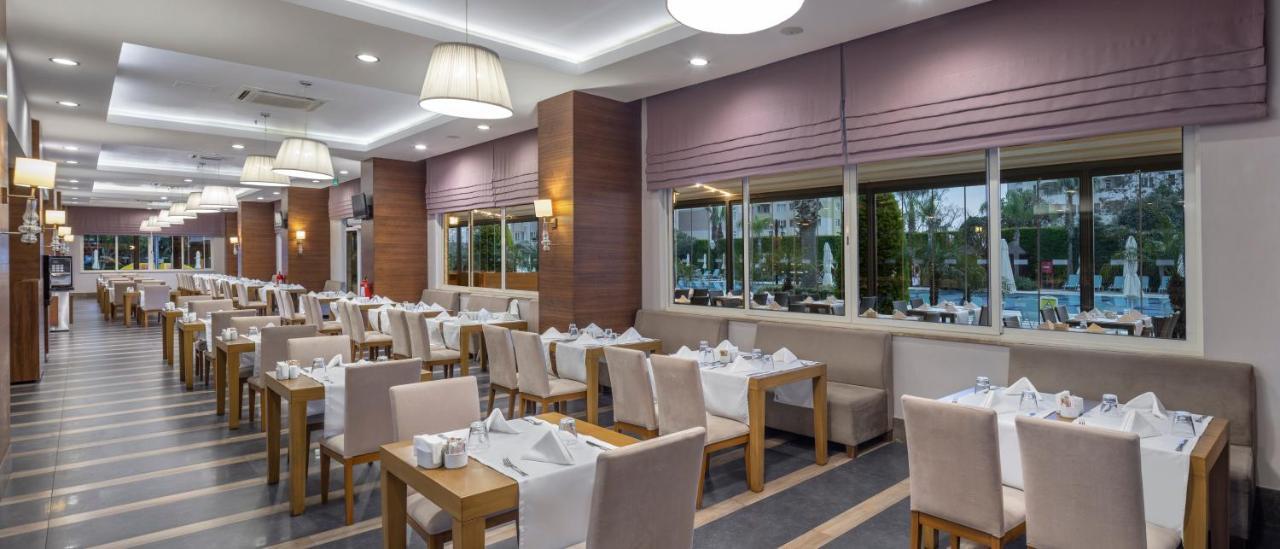 Otel Ramada By Wyndham Lara