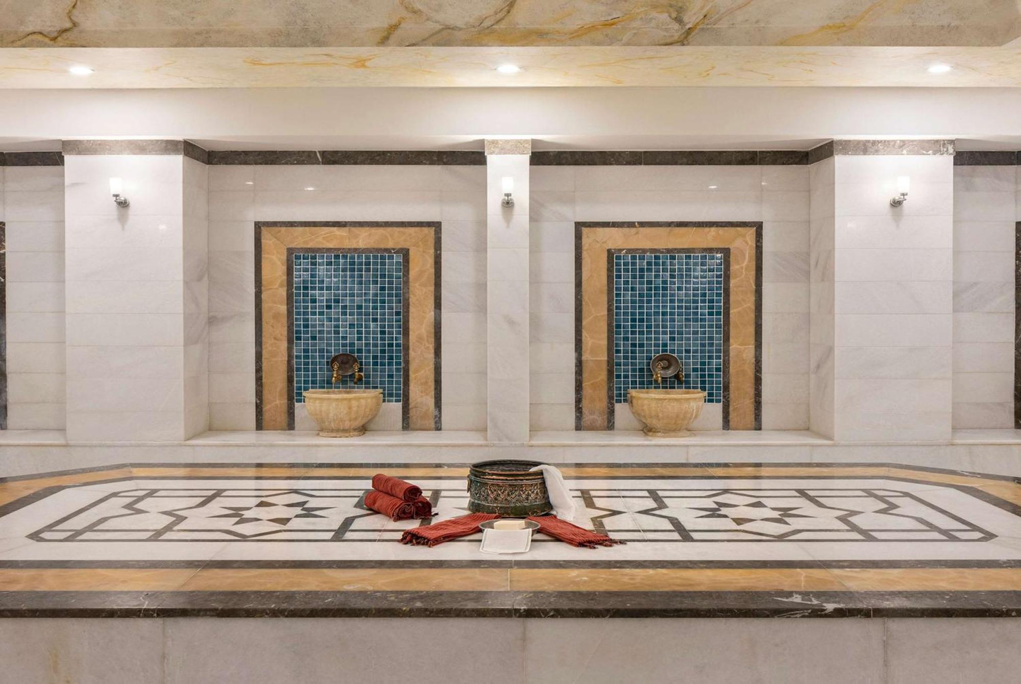 Ramada By Wyndham Lara Otel 5*
