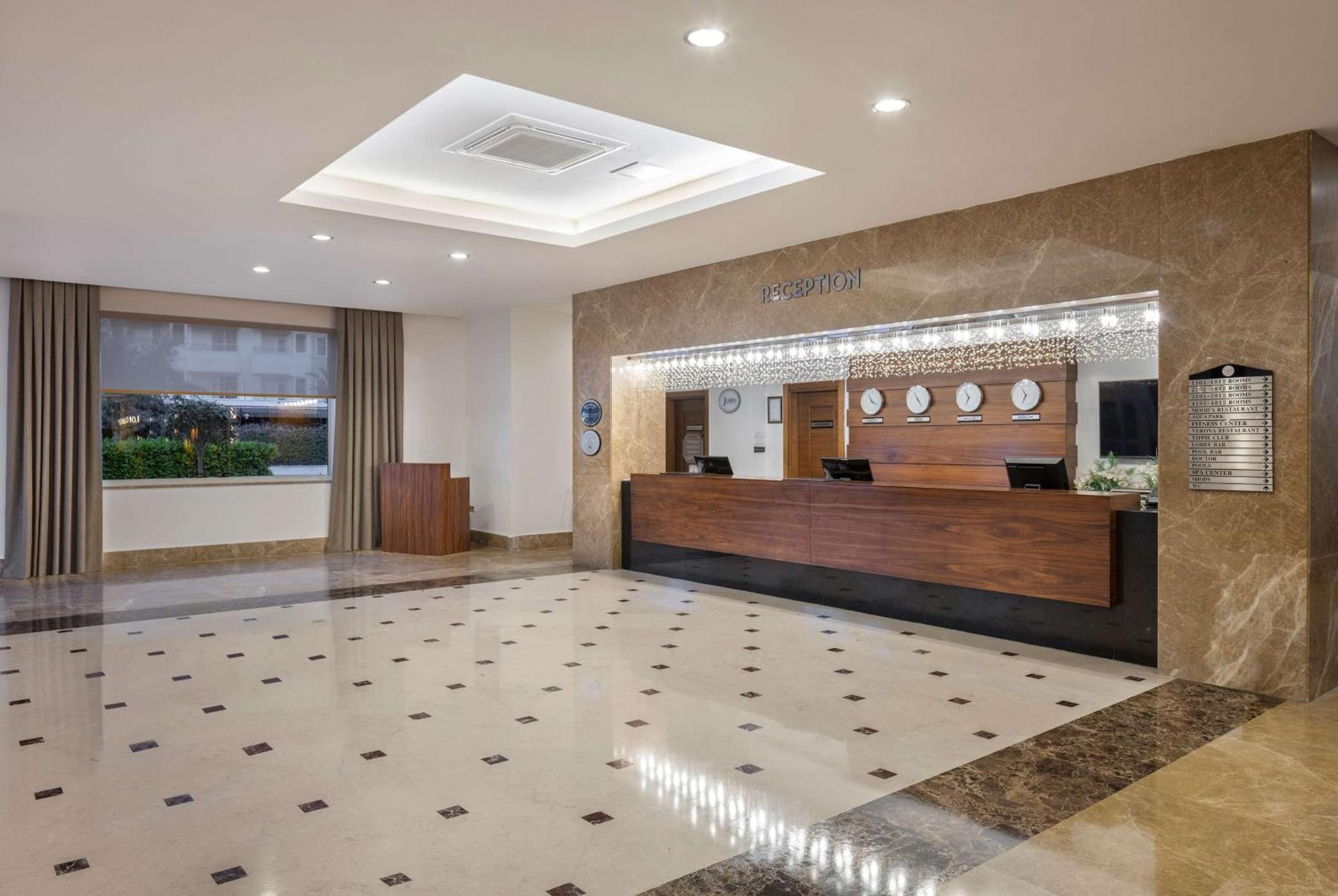 Ramada By Wyndham Lara Otel